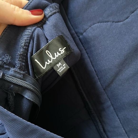 Beautiful lulus dress - Picture 4 of 4